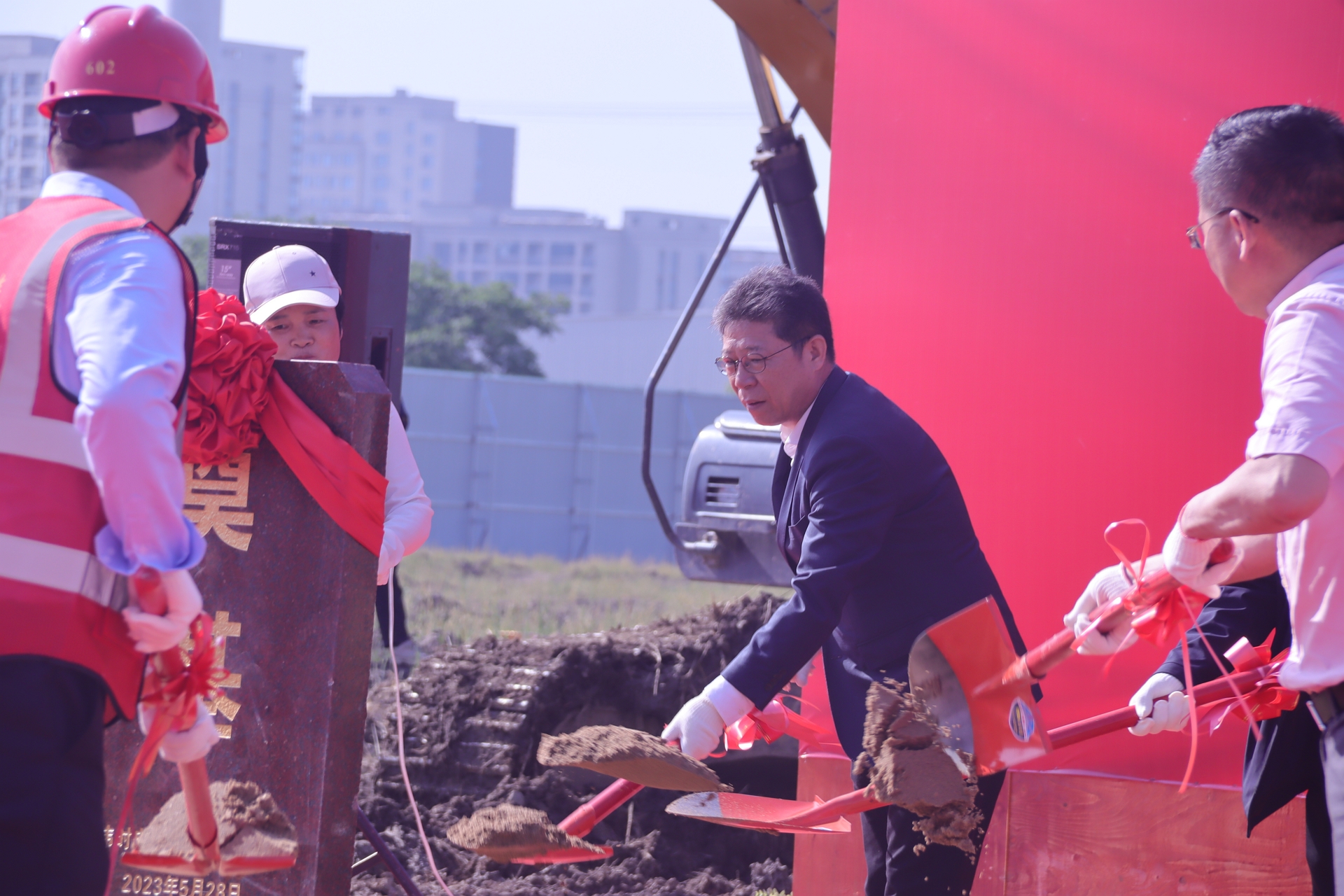 1685445514974528.jpg 培土1920x1080.jpg